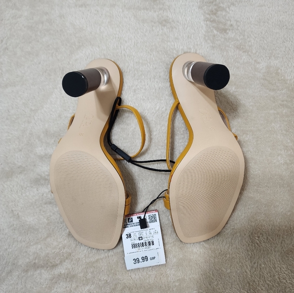 Zara Women's Heeled Mules - Picture 4 of 5